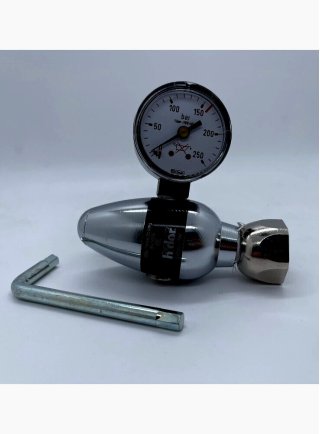 Riduttore di pressione per bombole ricaricabili hydor A completo di manometro